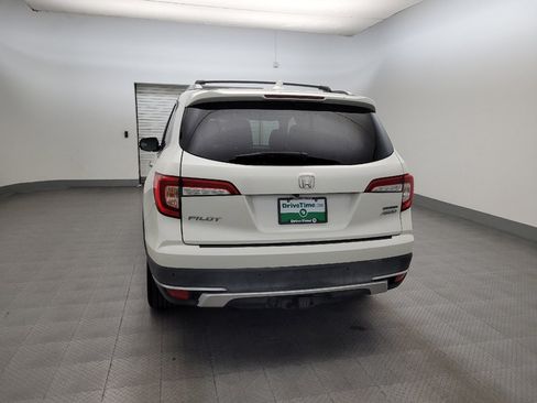 Used 2019 Honda Pilot Touring image 6