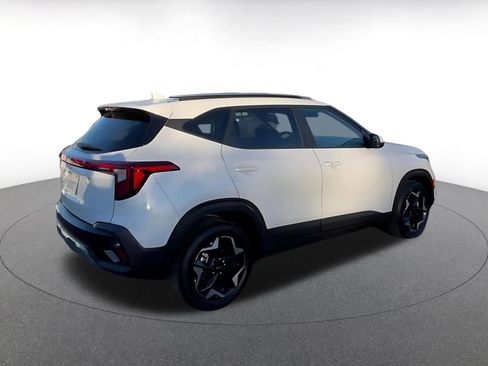 Used 2025 Kia Seltos S image 15