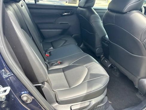 Used 2026 Toyota Highlander XLE AWD/4WD image 15