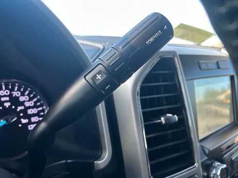 Certified 2019 Ford F350 Lariat image 31