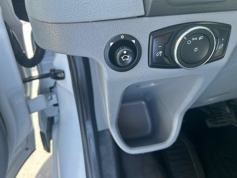 Used 2017 Ford Transit 350 138 DRW RWD image 15