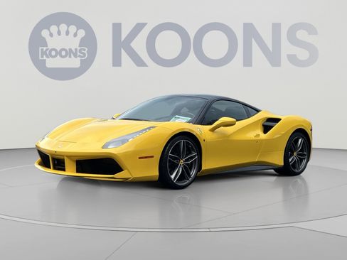 Used 2016 Ferrari 488 GTB RWD image 1