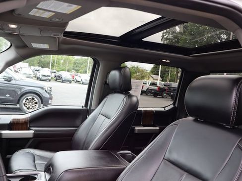 Used 2019 Ford F150 Lariat w/ Equipment Group 502A Luxury image 5