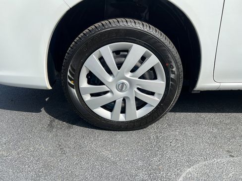 Used 2020 Nissan NV200 SV w/ Sliding Glass Door Package image 12