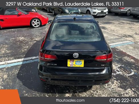 Used 2017 Volkswagen Jetta SE FWD image 9