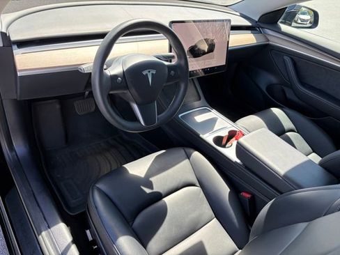 Used 2023 Tesla Model 3 Long Range image 19