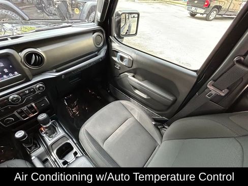 Used 2021 Jeep Wrangler Unlimited Sport AWD/4WD image 11