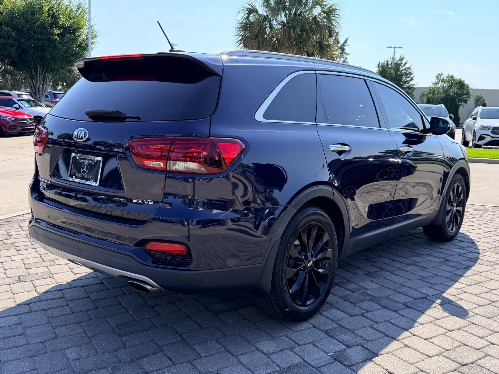 Used 2020 Kia Sorento EX FWD image 8