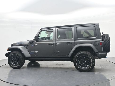 Used 2023 Jeep Wrangler Unlimited w/ Cold Weather Group AWD/4WD image 8