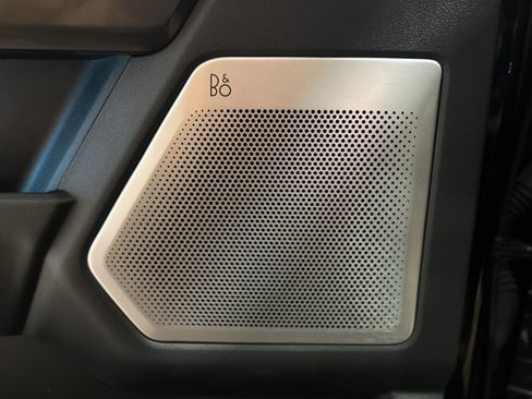 Used 2023 Ford F150 Lariat w/ Equipment Group 502A High image 12