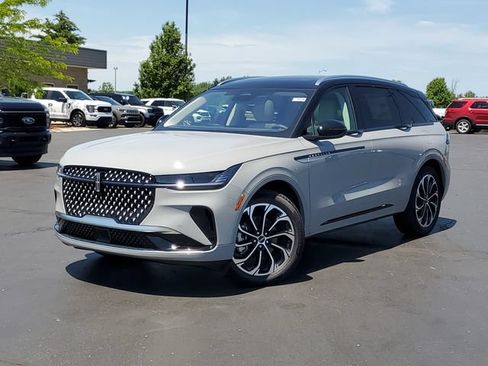 New 2026 Lincoln Nautilus Reserve AWD/4WD image 42