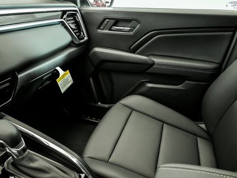 New 2026 GMC Canyon Elevation w/ Convenience Package image 18