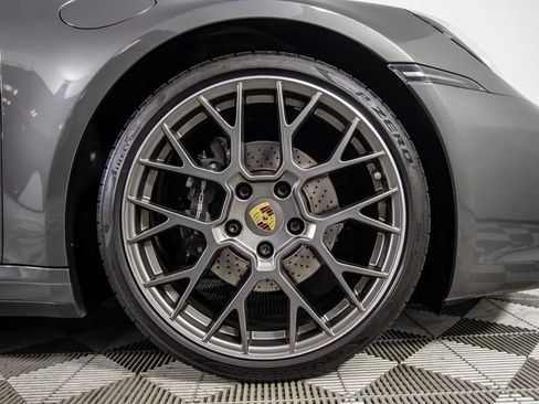 Used 2021 Porsche 911 Carrera image 35