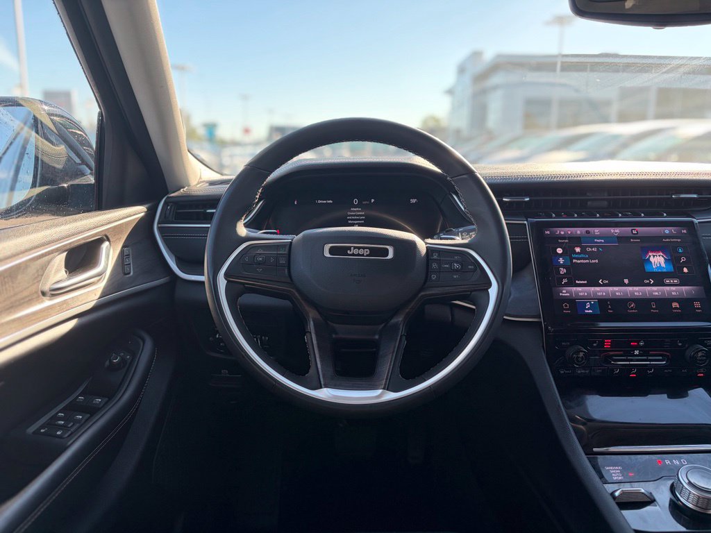 Certified 2023 Jeep Grand Cherokee L Limited AWD/4WD image 27
