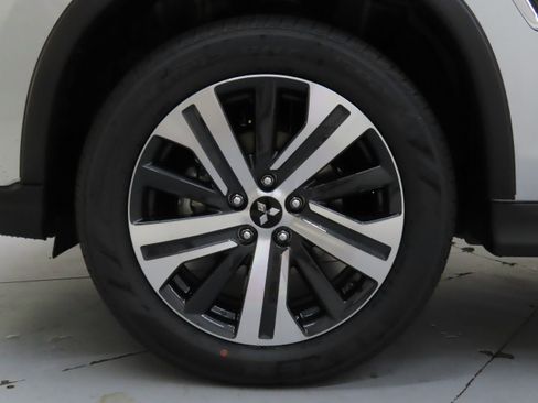 New 2025 Mitsubishi Outlander Sport SE image 25