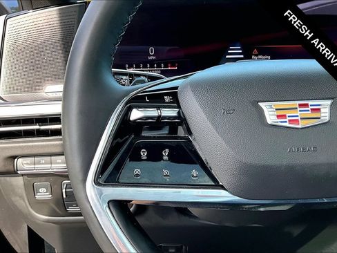 Used 2025 Cadillac Escalade Sport w/ Touring Package AWD/4WD image 13