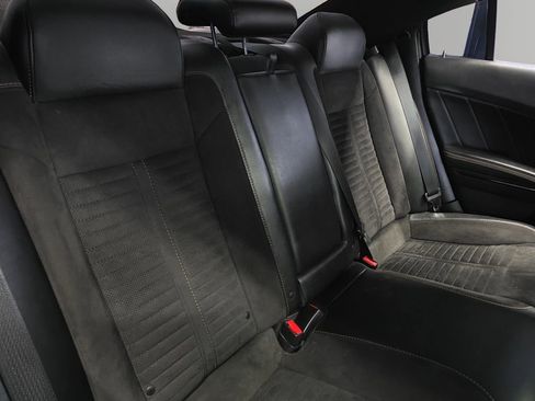Used 2017 Dodge Charger R/T image 24