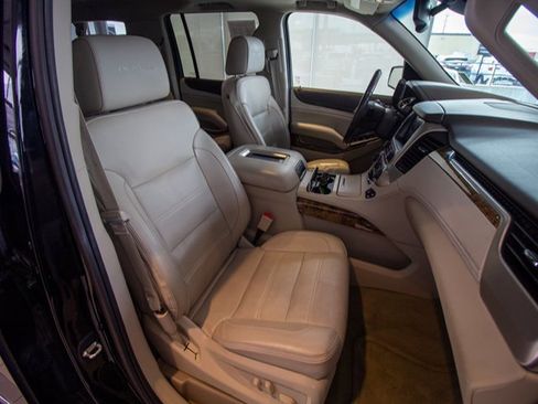 Used 2016 GMC Yukon XL Denali w/ Open Road Package image 18