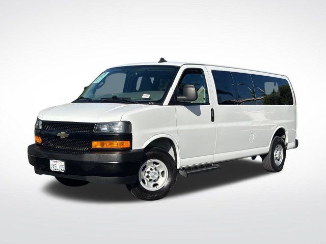 Used 2023 Chevrolet Express 3500 LS RWD image 2