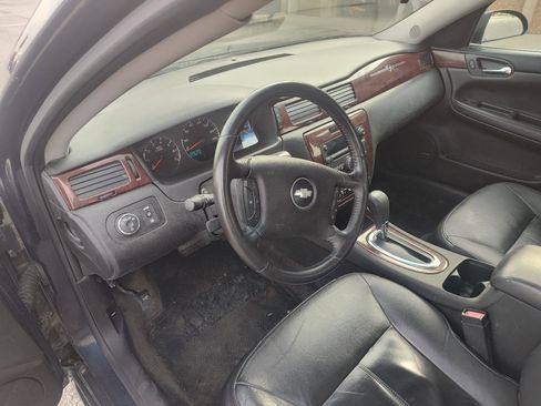 Used 2009 Chevrolet Impala LT w/ Luxury Edition Package FWD image 14