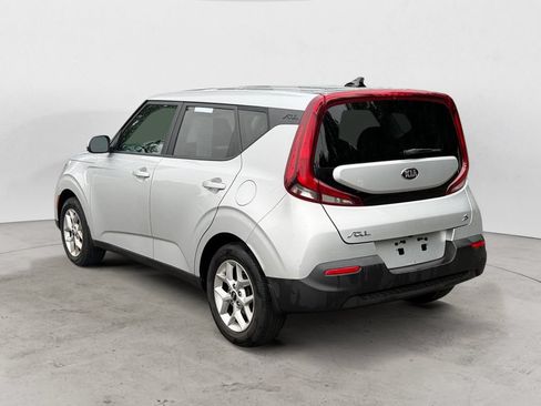Used 2020 Kia Soul S FWD image 7