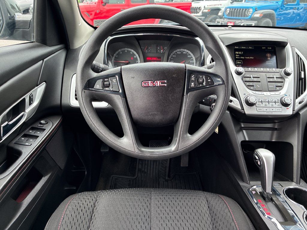 Used 2015 GMC Terrain SLE FWD image 14