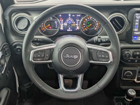 Used 2023 Jeep Wrangler Sahara AWD/4WD image 22