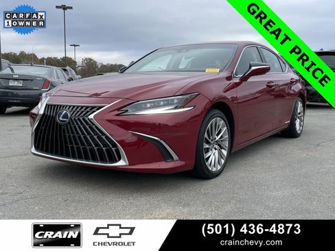 Used 2022 Lexus ES 300h Ultra Luxury image 3