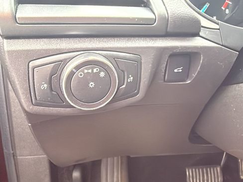 Used 2015 Ford Fusion S FWD image 13