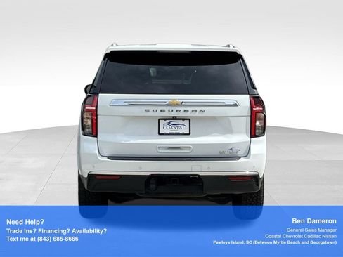 Used 2022 Chevrolet Suburban LT AWD/4WD image 13