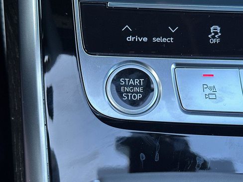 New 2026 Audi Q8 Prestige image 22