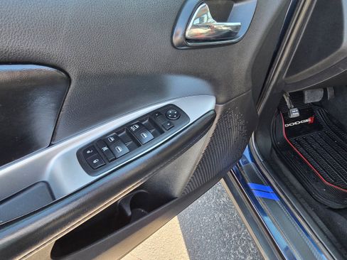 Used 2018 Dodge Journey SXT w/ Premium Group FWD image 12