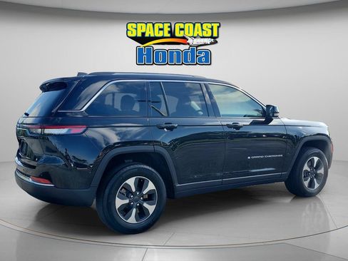 Used 2024 Jeep Grand Cherokee Limited 4xe AWD/4WD image 3