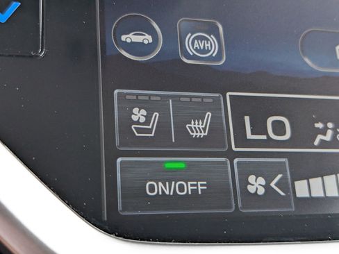 Used 2024 Subaru Ascent Touring w/ Popular Package #2 AWD/4WD image 22