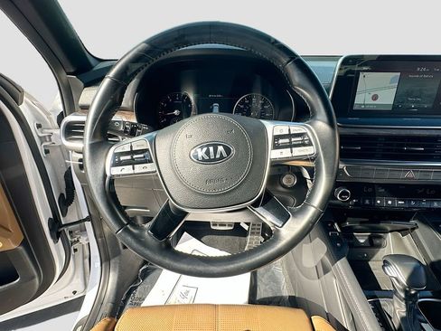 Certified 2021 Kia Telluride SX w/ Towing Package FWD image 11