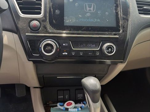 Used 2015 Honda Civic SE image 9