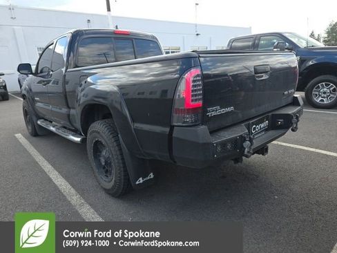 Used 2015 Toyota Tacoma 4x4 Access Cab V6 image 9