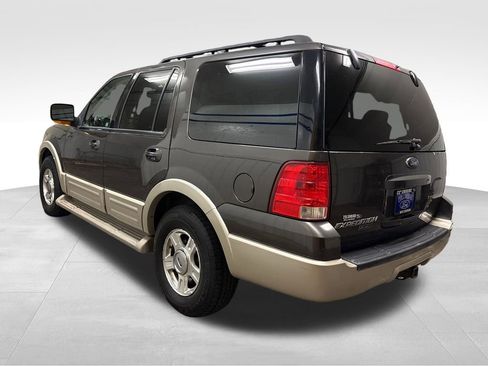 Used 2005 Ford Expedition Eddie Bauer image 2