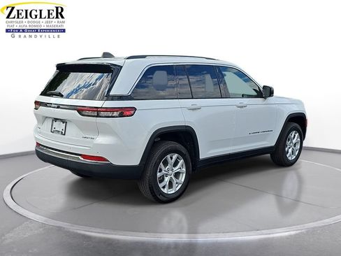 Used 2023 Jeep Grand Cherokee Limited AWD/4WD image 5