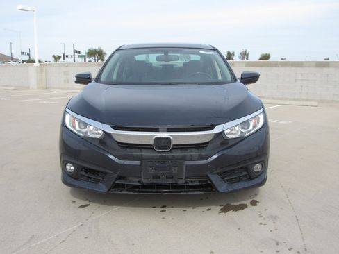 Used 2017 Honda Civic EX-L image 3