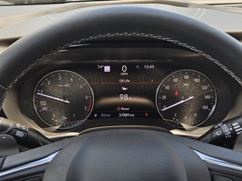 Used 2022 Buick Envision Avenir w/ Safety Package FWD image 16