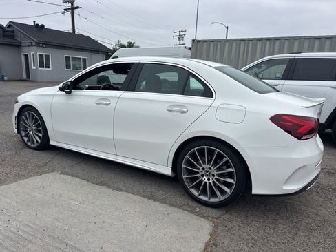 Used 2022 Mercedes-Benz A 220 image 9