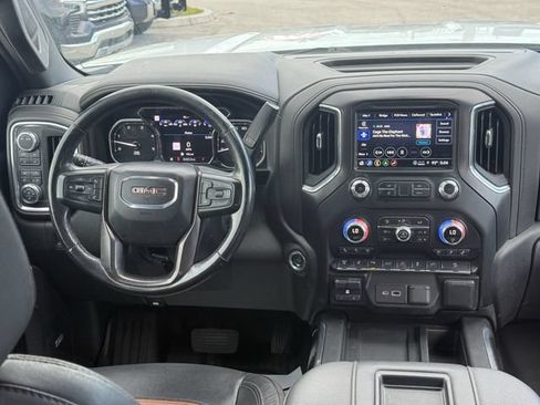 Used 2022 GMC Sierra 2500 AT4 w/ AT4 Premium Plus Package AWD/4WD image 21