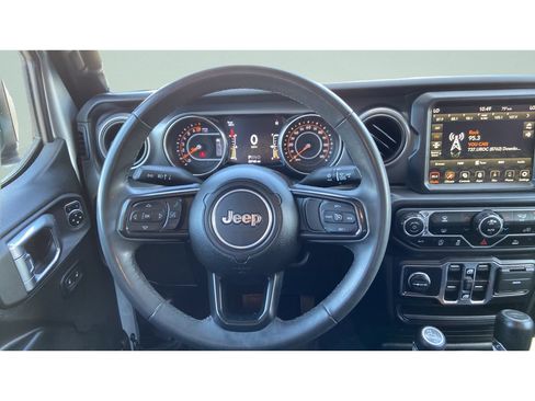 Used 2023 Jeep Gladiator Sport AWD/4WD image 10