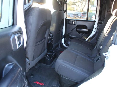 Used 2020 Jeep Gladiator Sport w/ Quick Order Package 24S AWD/4WD image 12