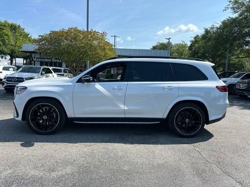 Used 2025 Mercedes-Benz GLS 450 4MATIC image 4