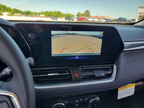 New 2026 Chevrolet TrailBlazer LT w/ Convenience Package FWD image 16