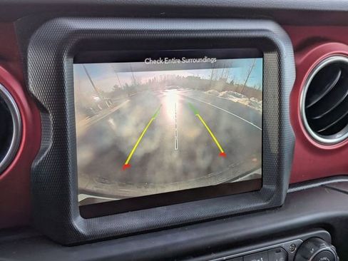 Used 2022 Jeep Wrangler Unlimited Rubicon image 22