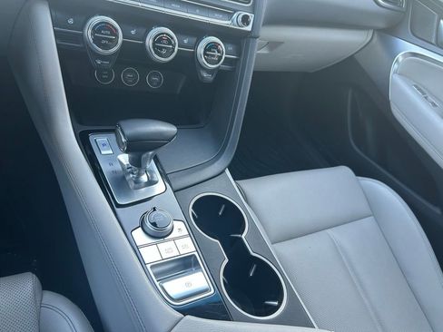 Used 2023 Genesis G70 2.0T image 50