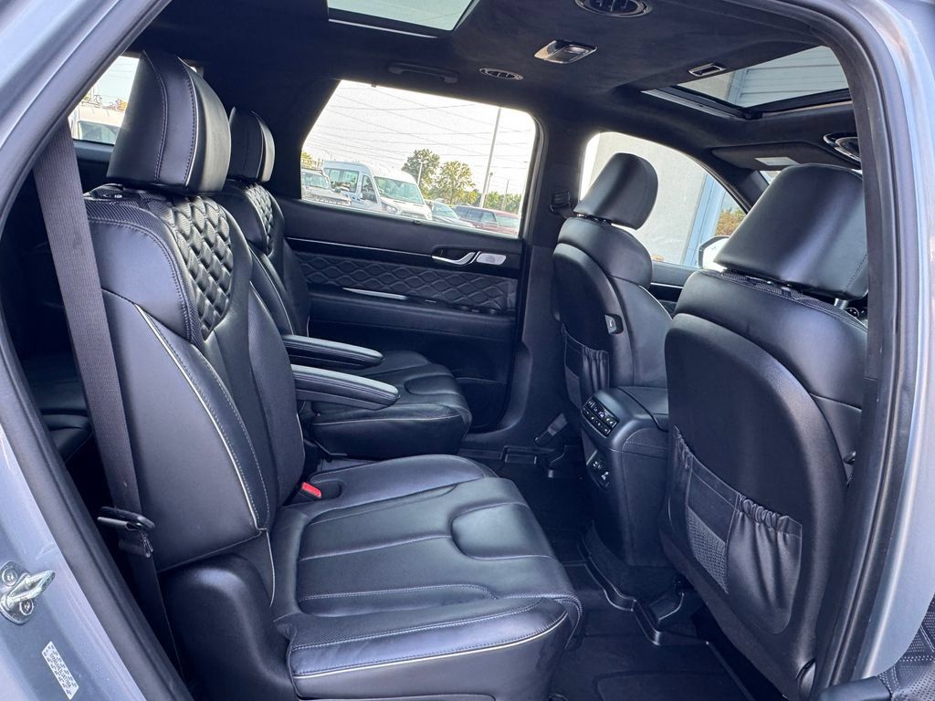 Used 2020 Hyundai Palisade Limited FWD image 34